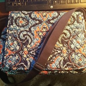 Vera Bradley messenger bag, EUC